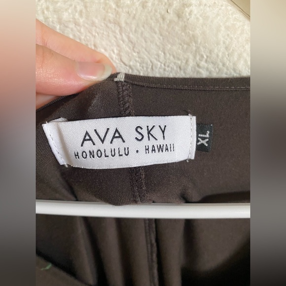 Ava Sky Dress Malta - Picture 5 of 5